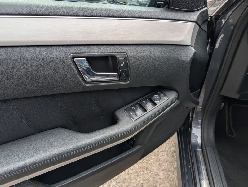 Mercedes-Benz E 350, снимка 10 - Автомобили и джипове - 52260128