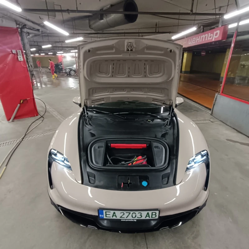 Porsche Taycan 4 S, снимка 7 - Автомобили и джипове - 52367243