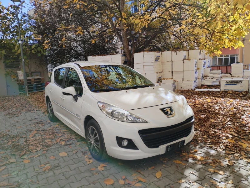 Peugeot 207 1.4 75кс ГАЗ/БЕНЗИН Клима Face BRC, снимка 3 - Автомобили и джипове - 52416604