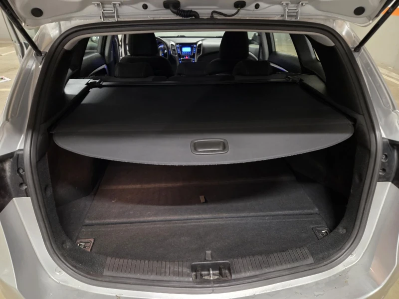 Hyundai I30 1.4i 100к.с. Euro 5 B , снимка 11 - Автомобили и джипове - 52505666