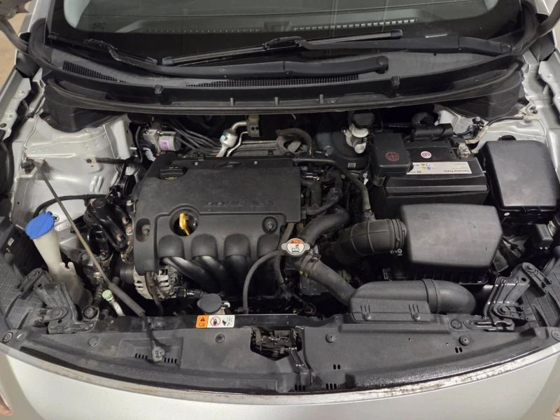 Hyundai I30 1.4i 100к.с. Euro 5 B , снимка 12 - Автомобили и джипове - 52505666