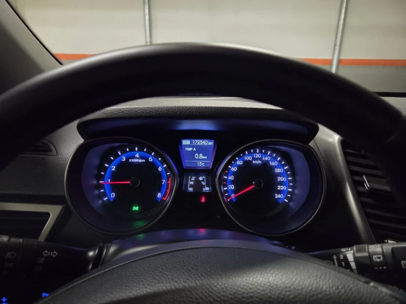 Hyundai I30 1.4i 100к.с. Euro 5 B , снимка 13 - Автомобили и джипове - 52505666