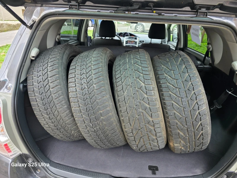 Toyota Verso Версо , снимка 9 - Автомобили и джипове - 52997930