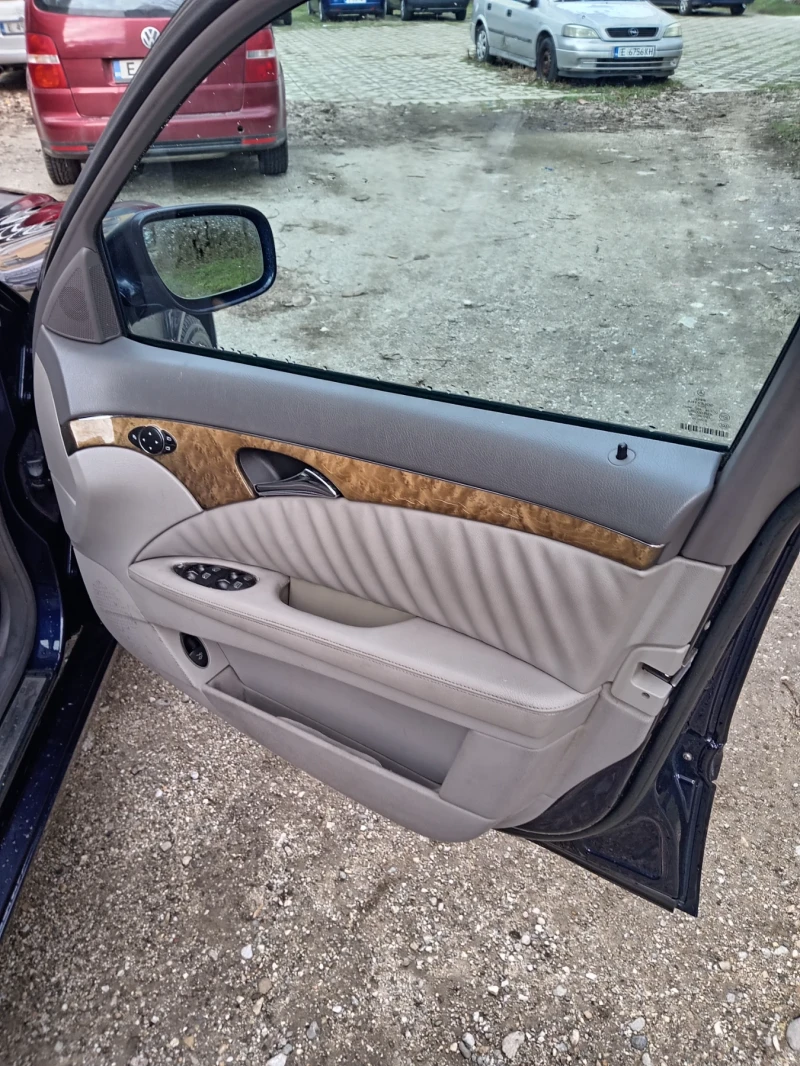 Mercedes-Benz 280, снимка 3 - Автомобили и джипове - 53042556