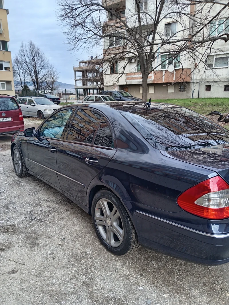 Mercedes-Benz 280, снимка 11 - Автомобили и джипове - 53042556