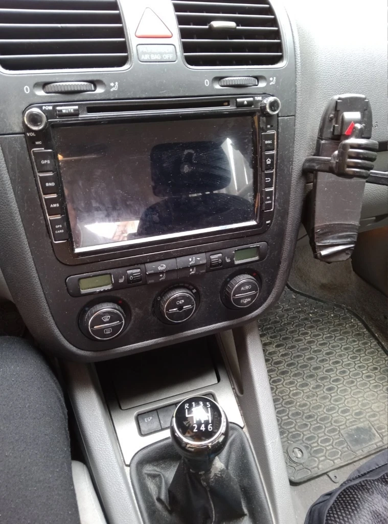 VW Golf, снимка 4 - Автомобили и джипове - 53835434