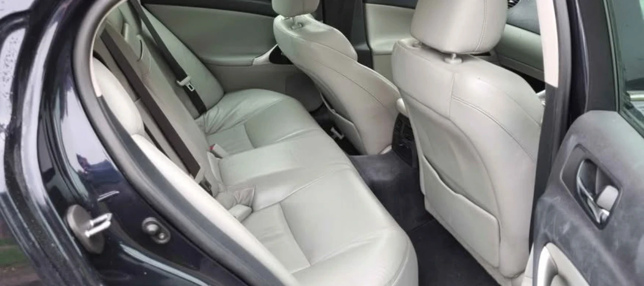 Lexus IS 220d  - изображение 5