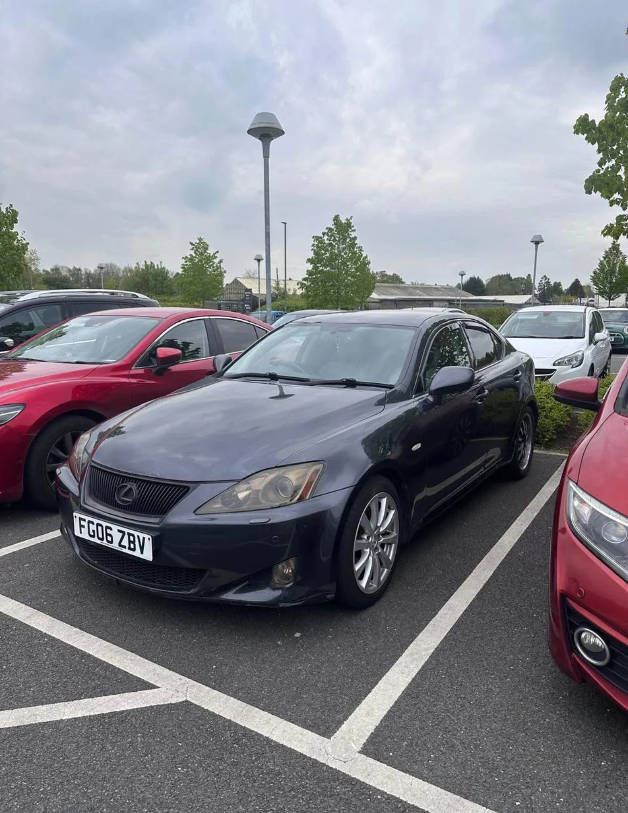 Lexus IS 220d  - изображение 4