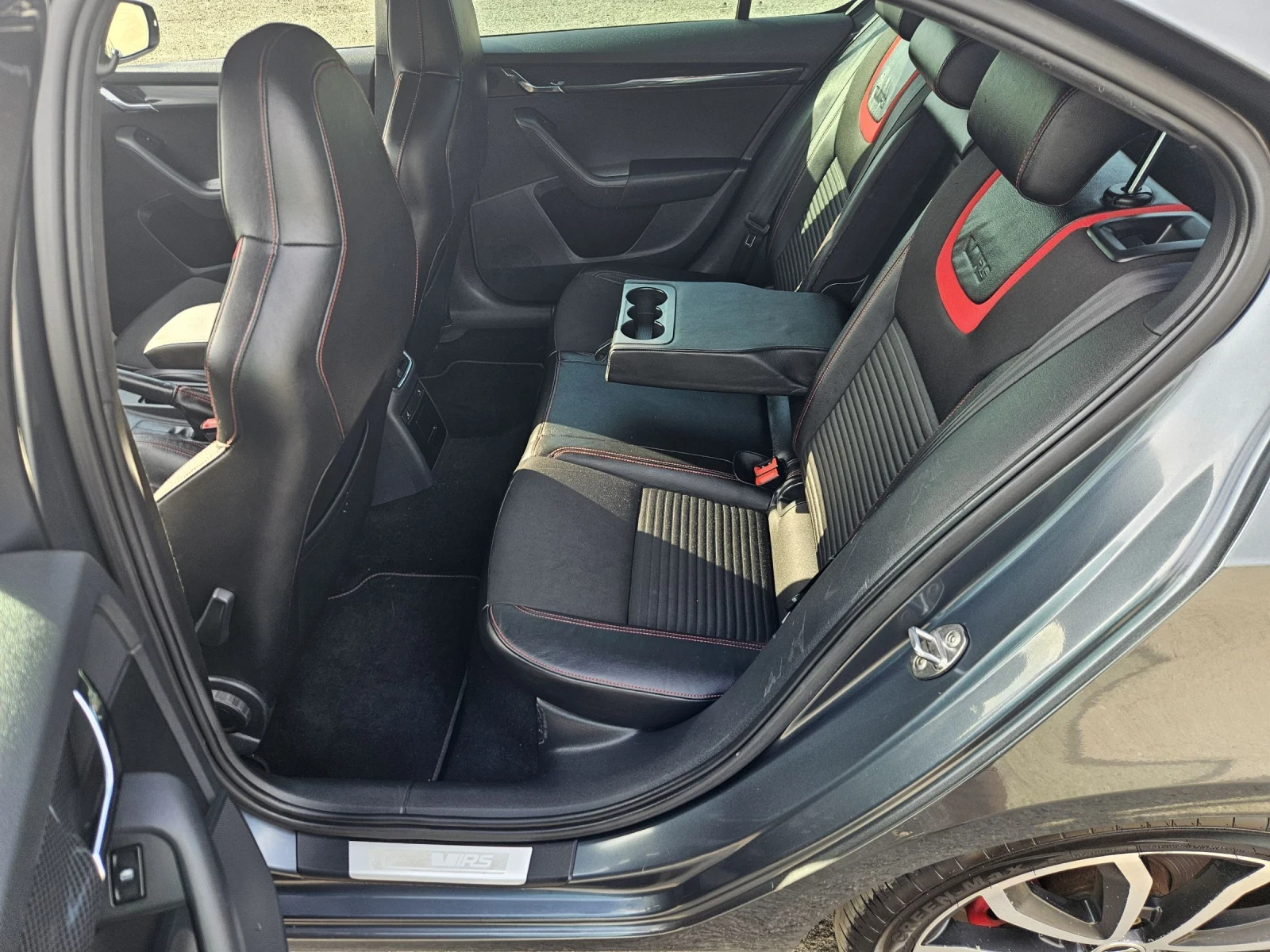 Skoda Octavia 2.0tdi 184ps navi VRS - изображение 7