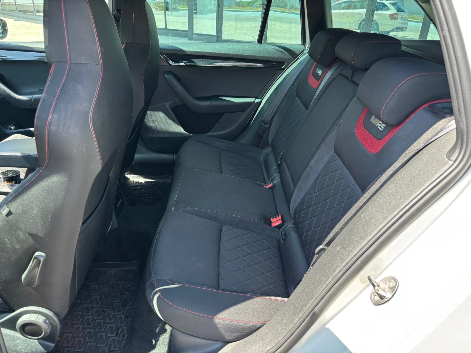 Skoda Octavia 2.0TDI VRS - изображение 8