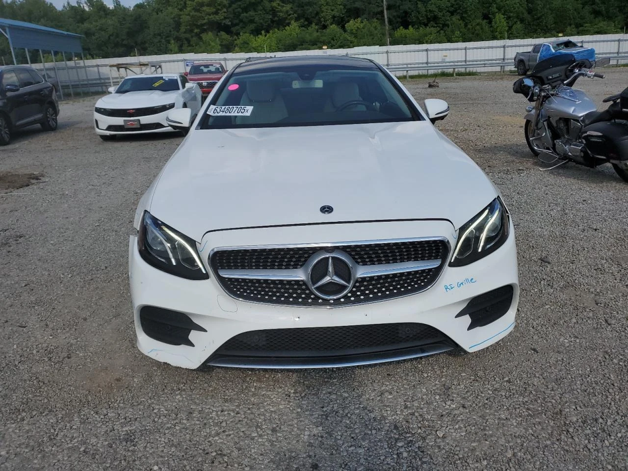 Mercedes-Benz E 450  - изображение 2