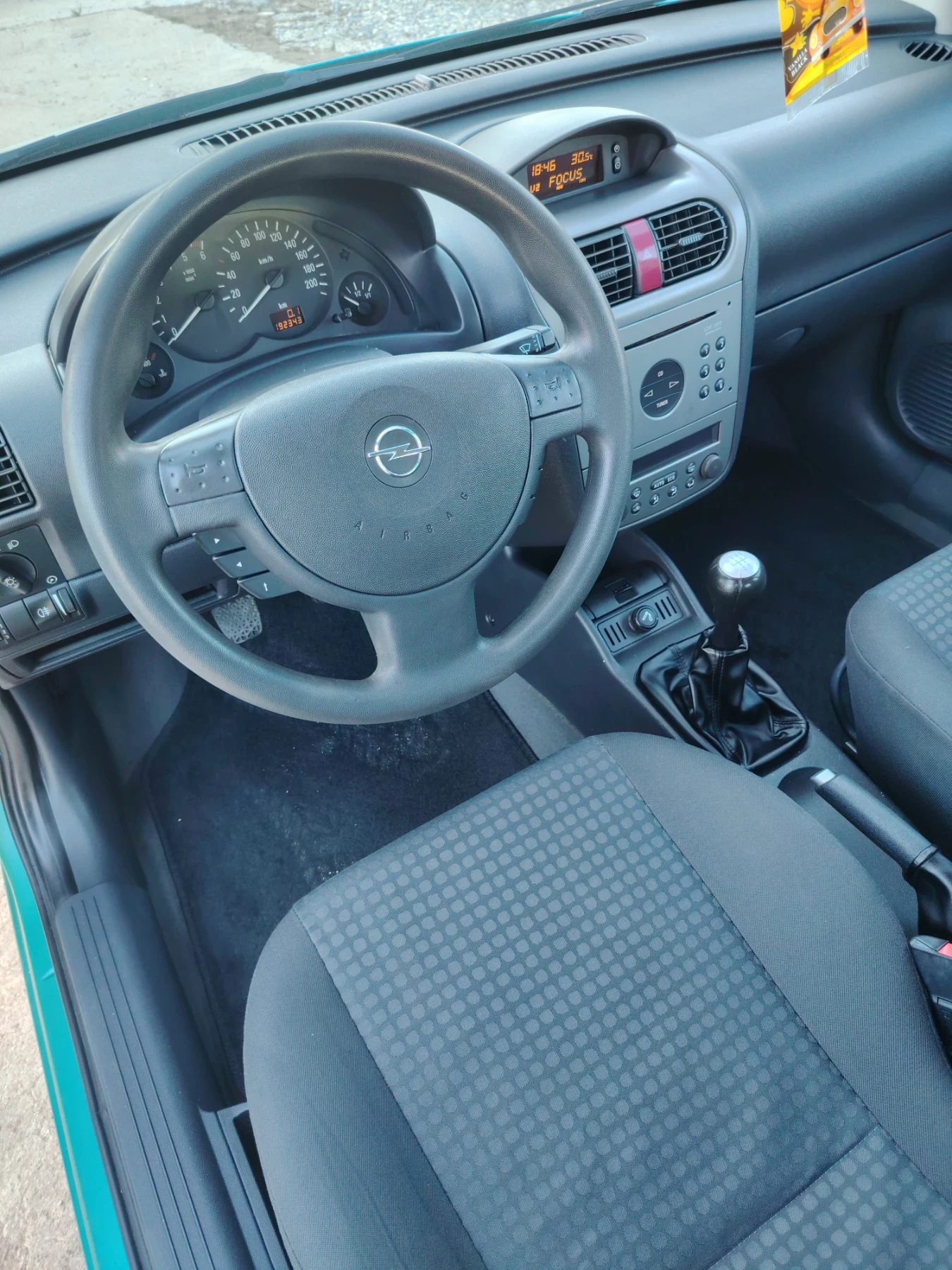 Opel Corsa  - изображение 10