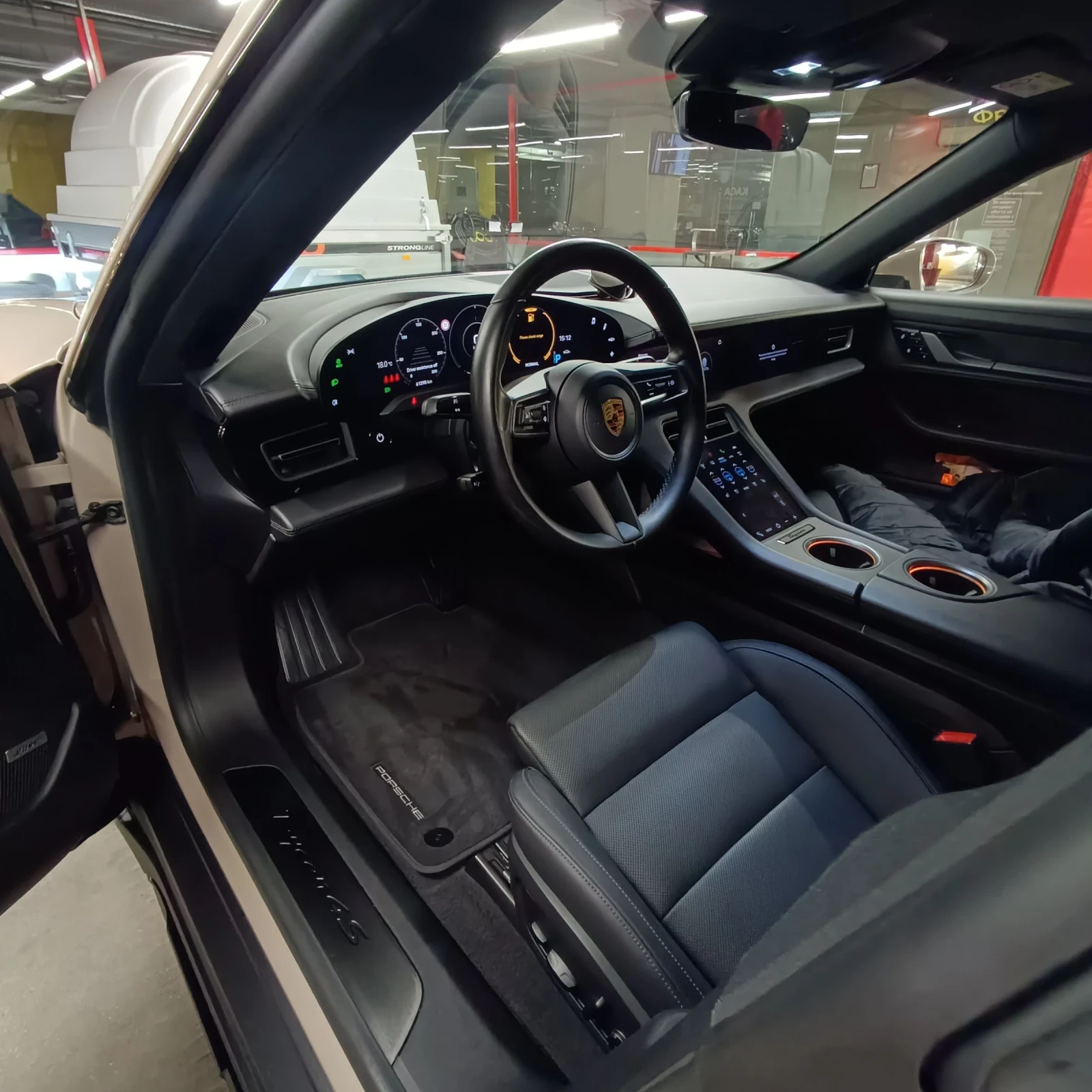 Porsche Taycan 4 S | Mobile.bg   11