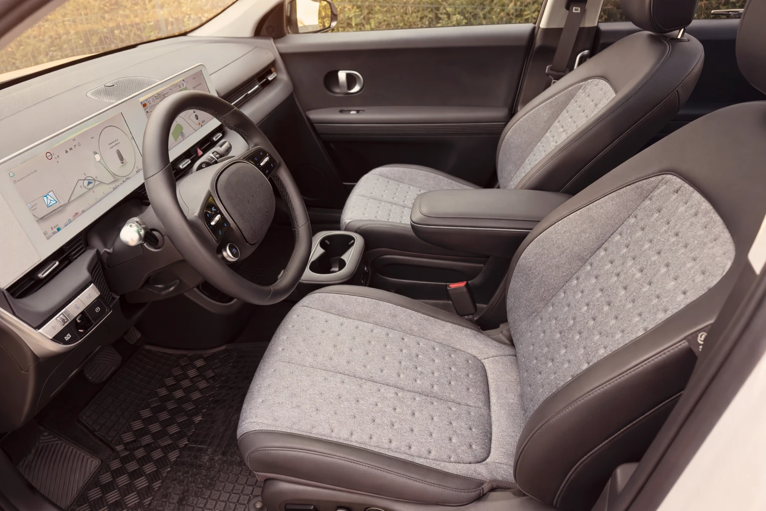 Hyundai Ioniq 5 RWD Assist.P. Panorama - изображение 7