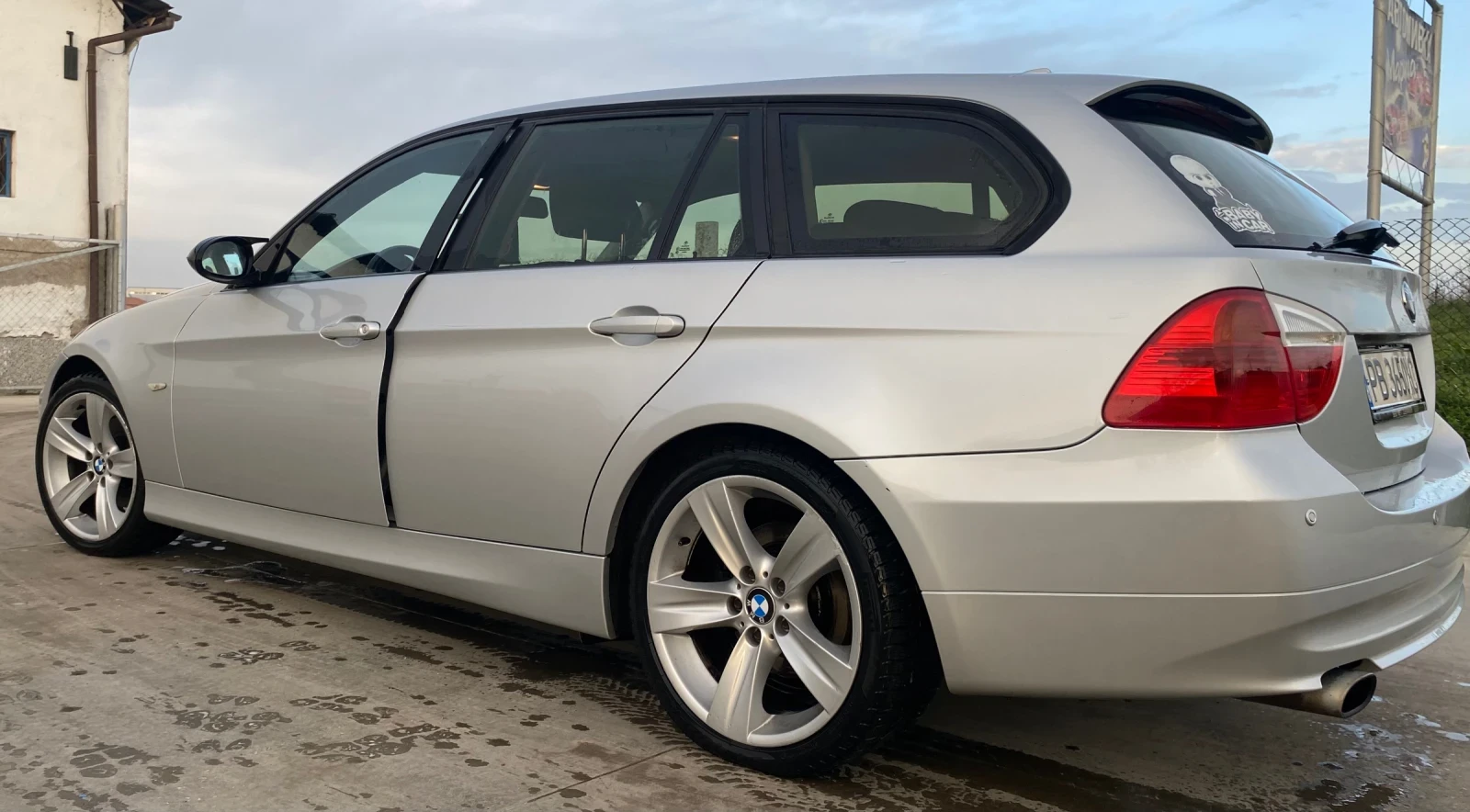 BMW 320 touring - изображение 4