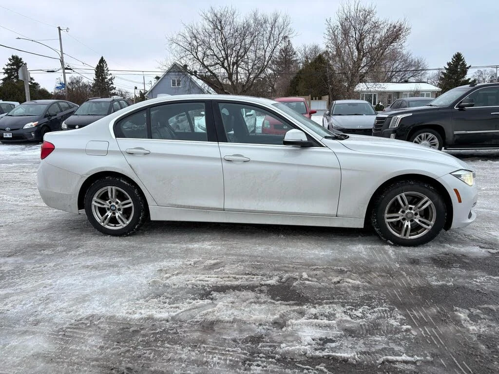 BMW 330 xDrive* Sedan* AWD* АвтоКредит* (ЦЕНА ДО БГ) - изображение 4
