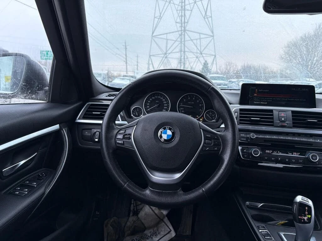 BMW 330 xDrive* Sedan* AWD* АвтоКредит* (ЦЕНА ДО БГ) - изображение 10