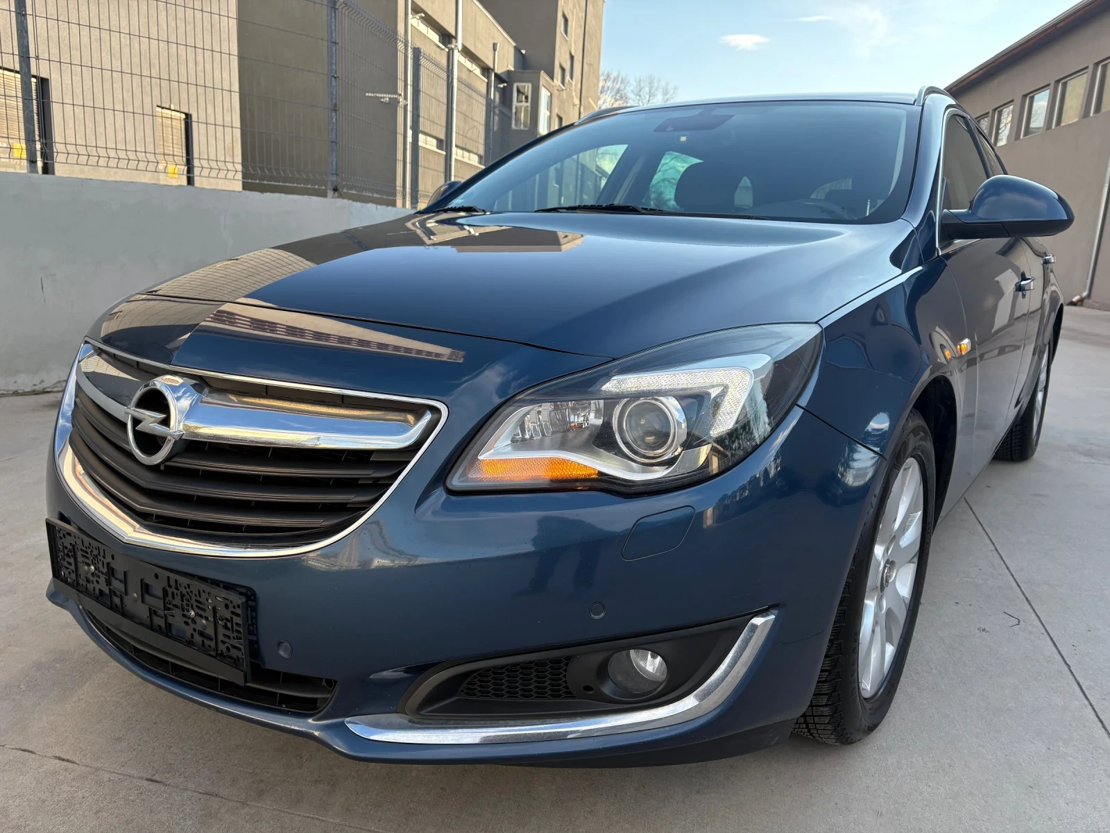 Opel Insignia 2.0 diesel 170hp Automatic Euro6 146x km | Mobile.bg � ����������� 1