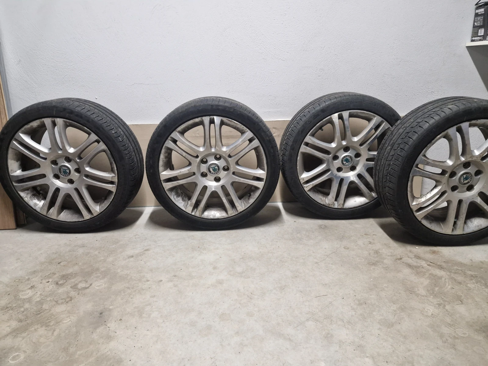 Skoda Superb, снимка 12 - Автомобили и джипове - 53899952