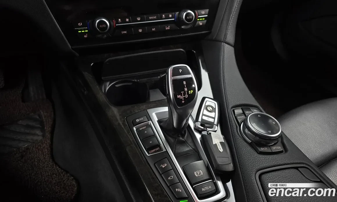 BMW 640 D / XDRIVE / M-PACK / 360 / ДИГ.ТАБЛО /  HEADUP , снимка 12 - Автомобили и джипове - 53899632