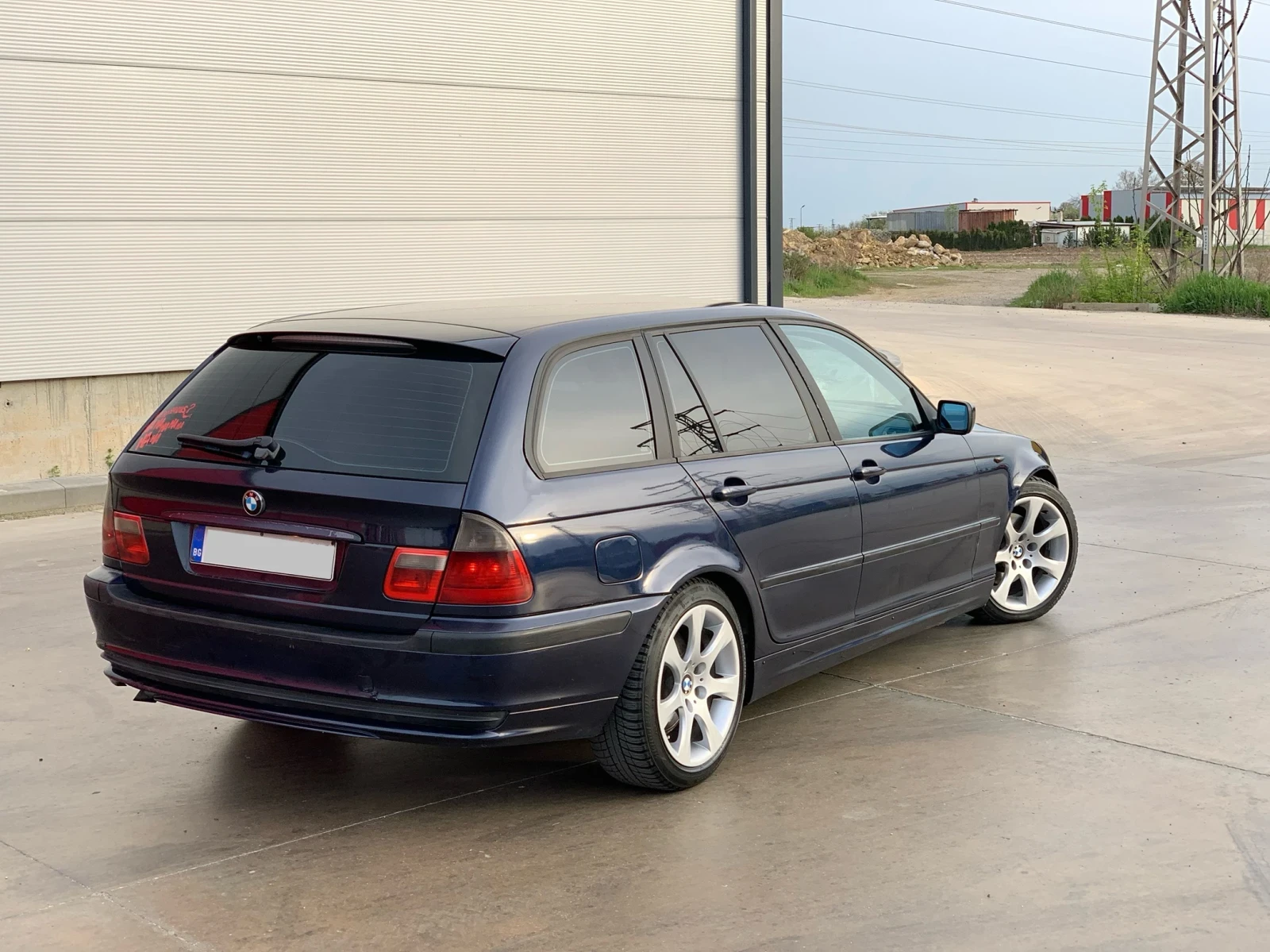 BMW 320 D Автомат, снимка 3 - Автомобили и джипове - 54228324