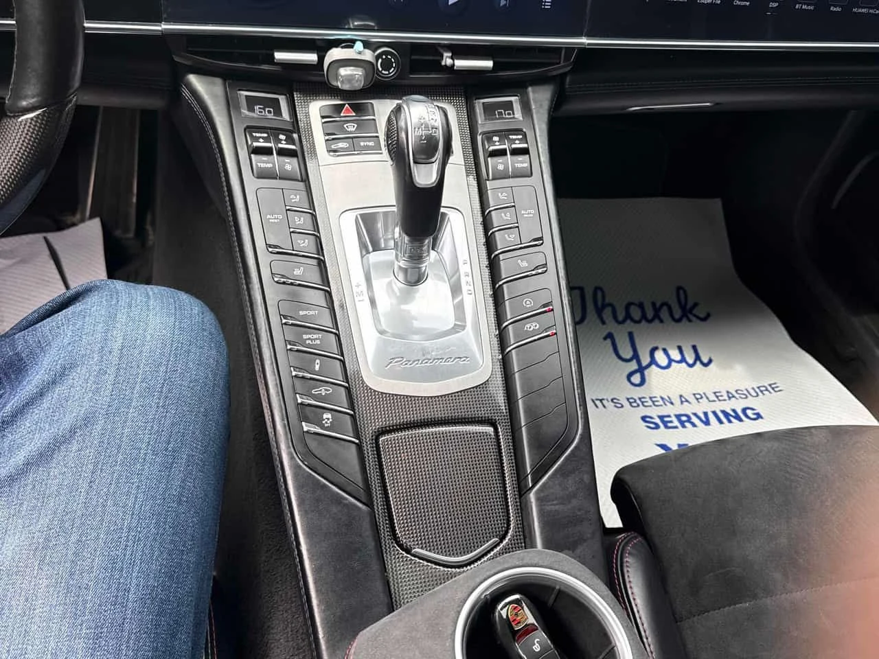 Porsche Panamera * GTS * PANO* KEYLESS* ПОДГРЕВ* , снимка 9 - Автомобили и джипове - 54237119