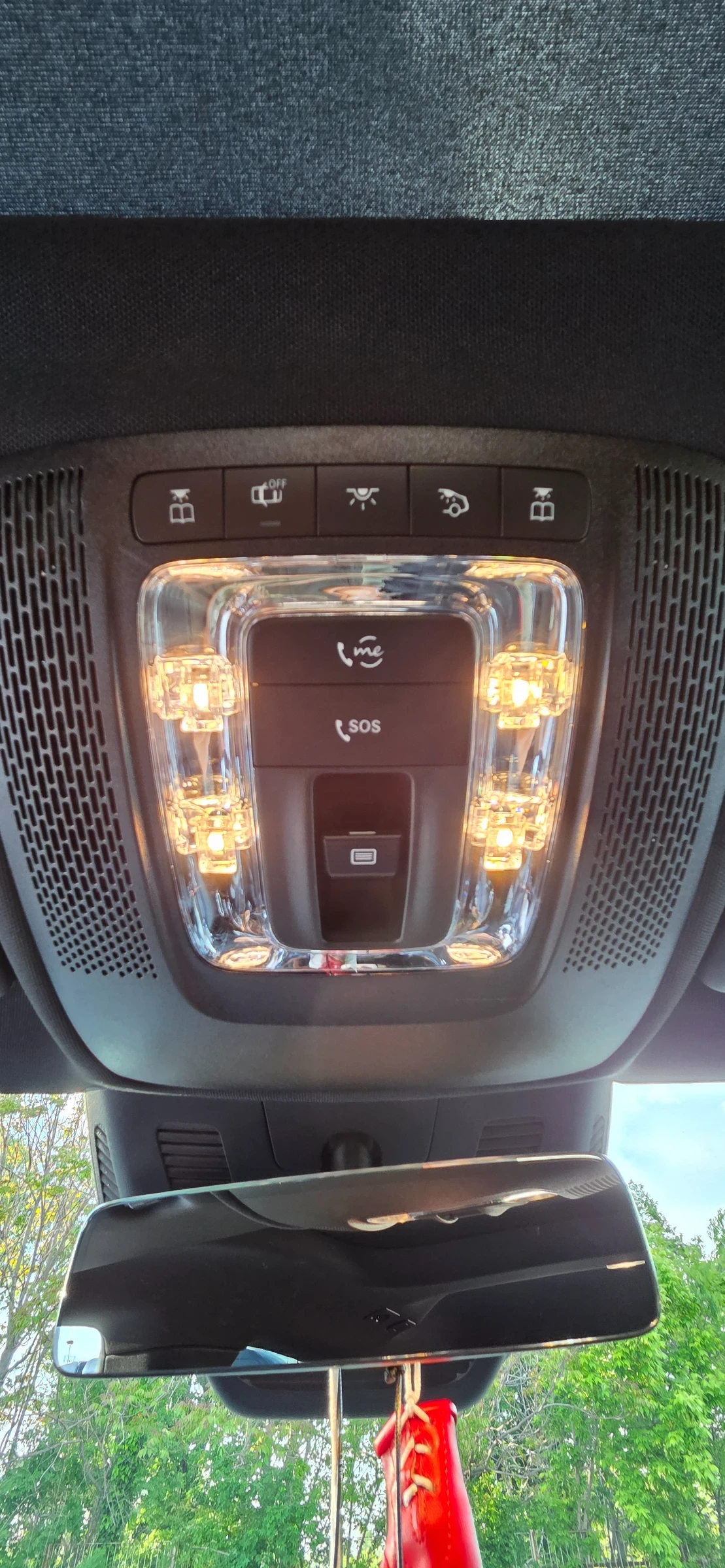 Mercedes-Benz CLA 200, снимка 13 - Автомобили и джипове - 54424267