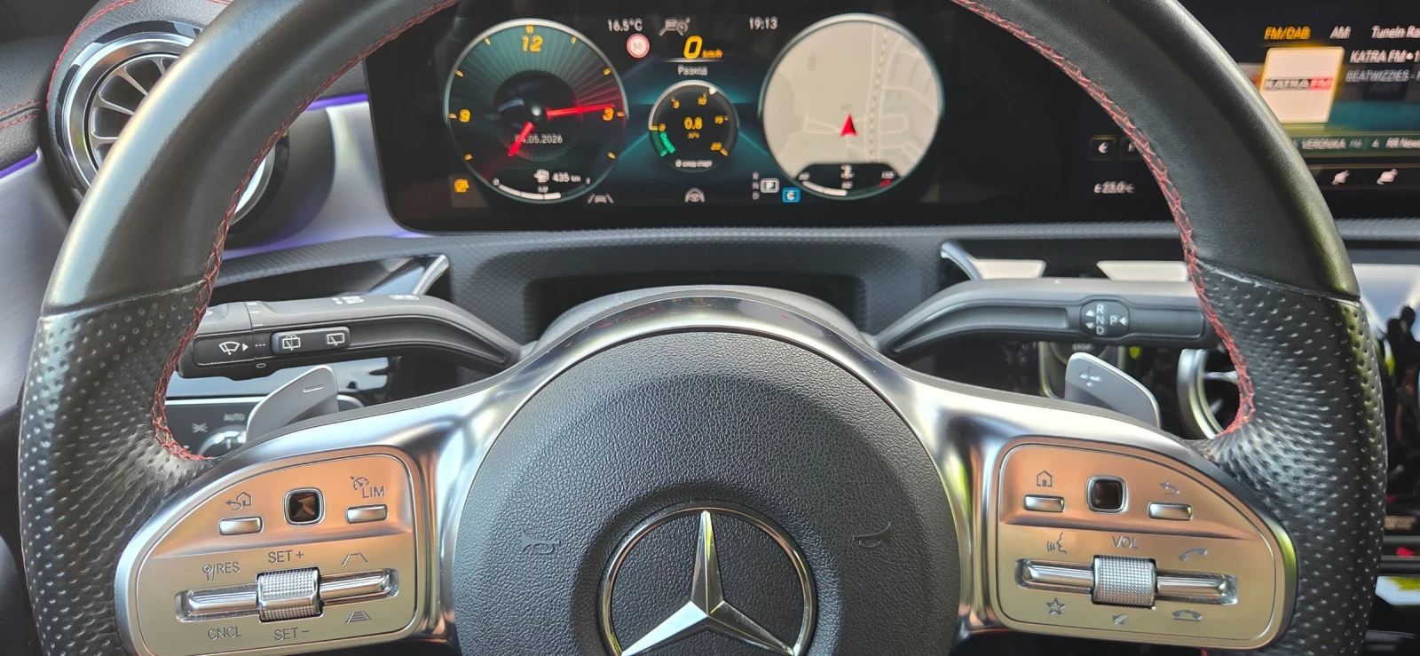 Mercedes-Benz CLA 200, снимка 11 - Автомобили и джипове - 54424267