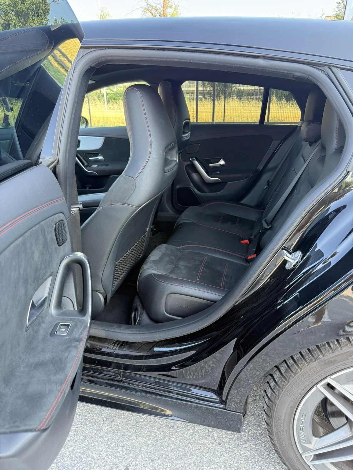 Mercedes-Benz CLA 200, снимка 9 - Автомобили и джипове - 55492672