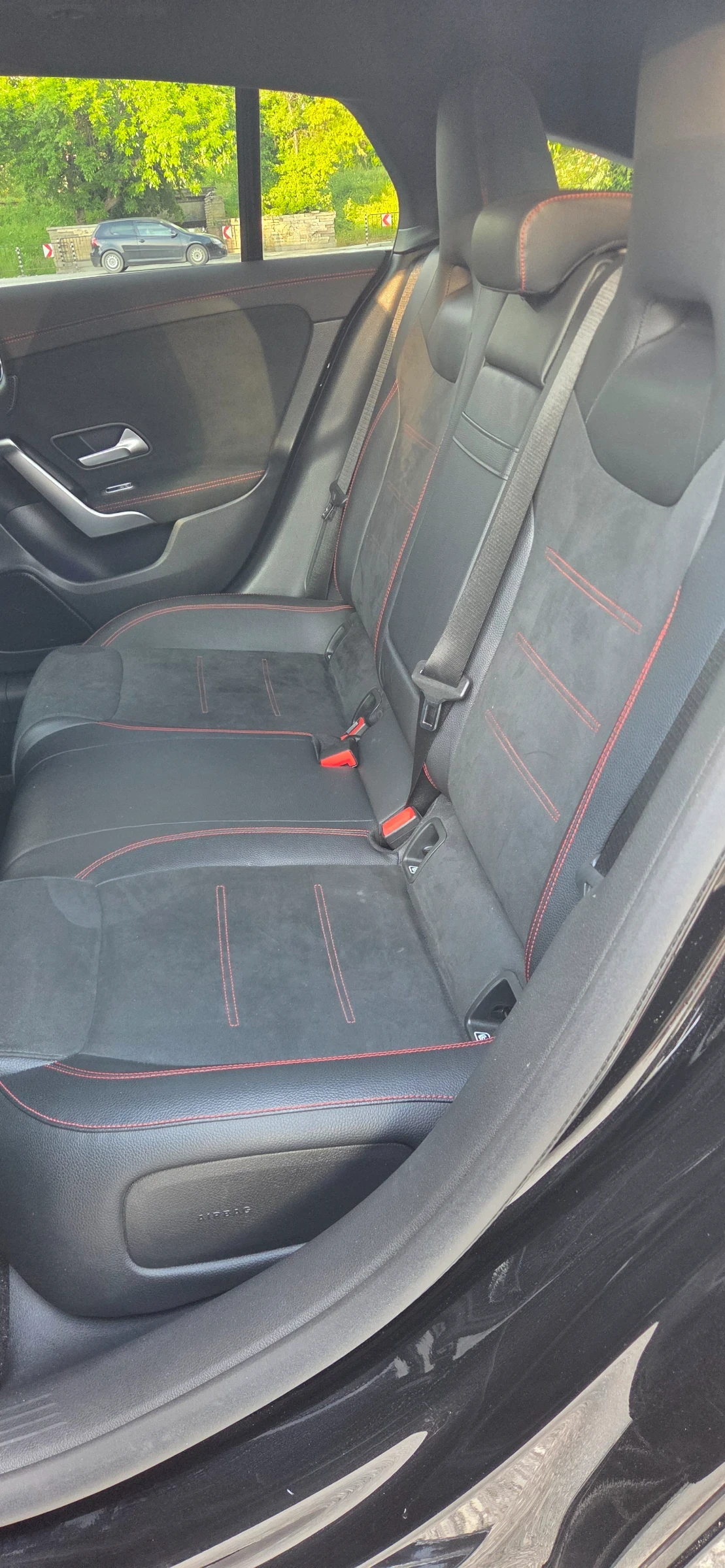 Mercedes-Benz CLA 200, снимка 14 - Автомобили и джипове - 54424267