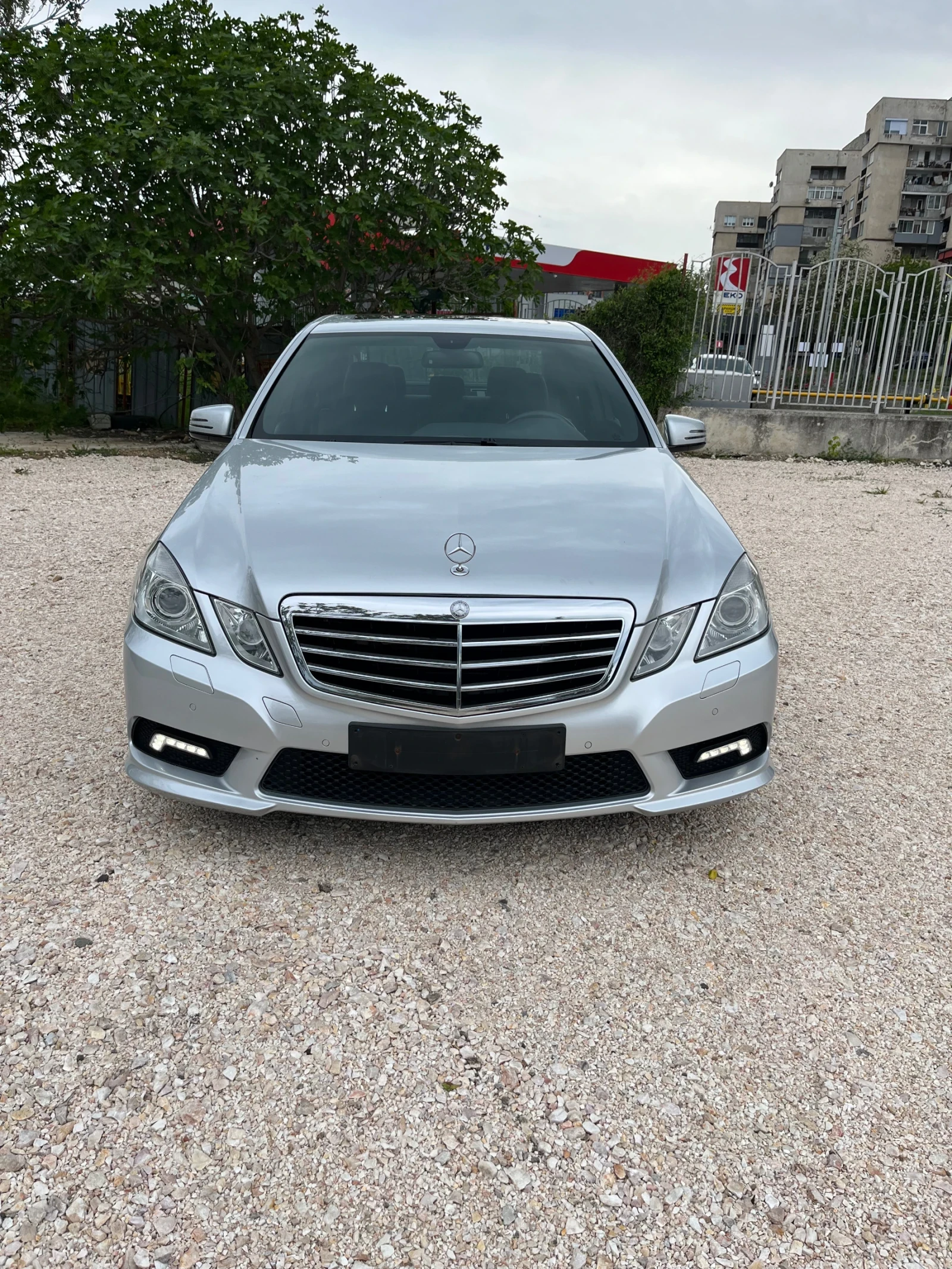 Mercedes-Benz E 350 E 350 CDI AMG, снимка 3 - Автомобили и джипове - 54940263