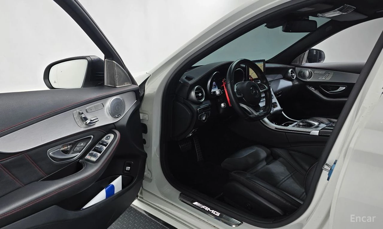 Mercedes-Benz C 43 AMG 4MATIC* BURMESTER* HUD* ПОДГРЕВ* SUNROOF* КАМЕРА* , снимка 8 - Автомобили и джипове - 54996549