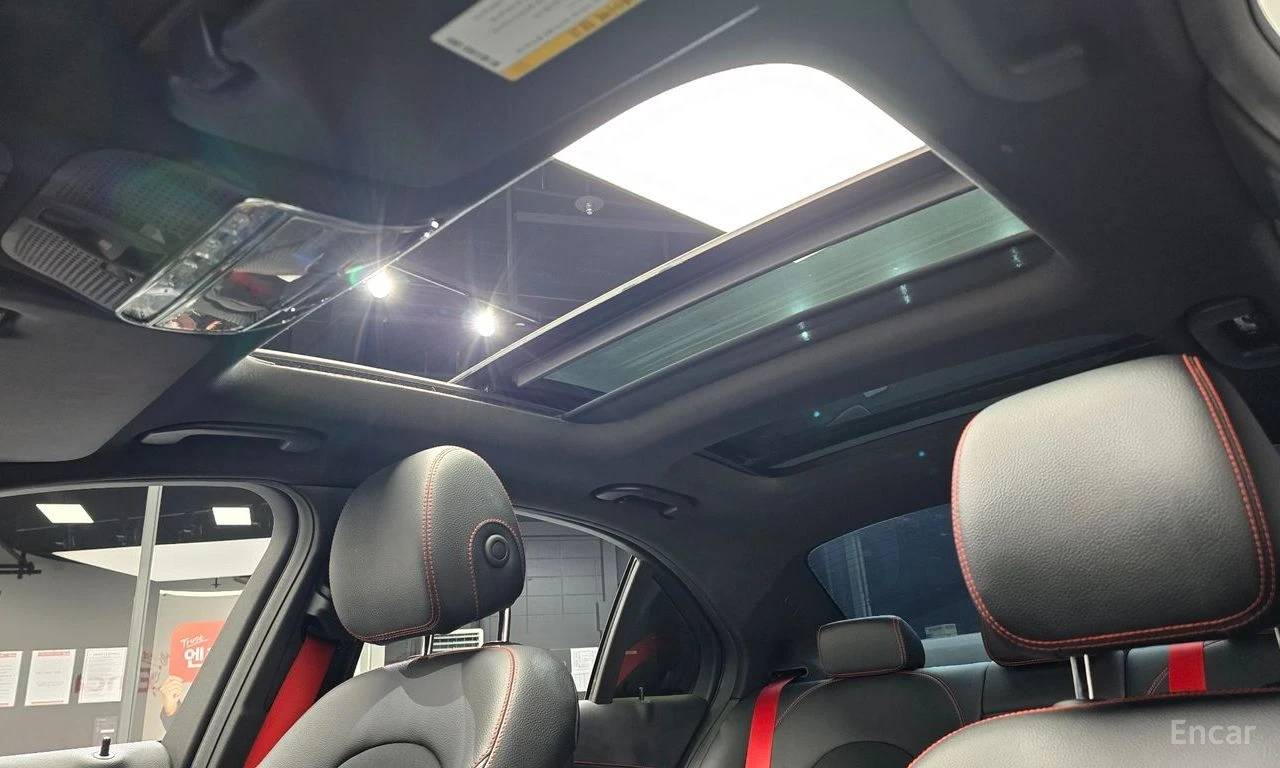 Mercedes-Benz C 43 AMG 4MATIC* BURMESTER* HUD* ПОДГРЕВ* SUNROOF* КАМЕРА* , снимка 13 - Автомобили и джипове - 54996549