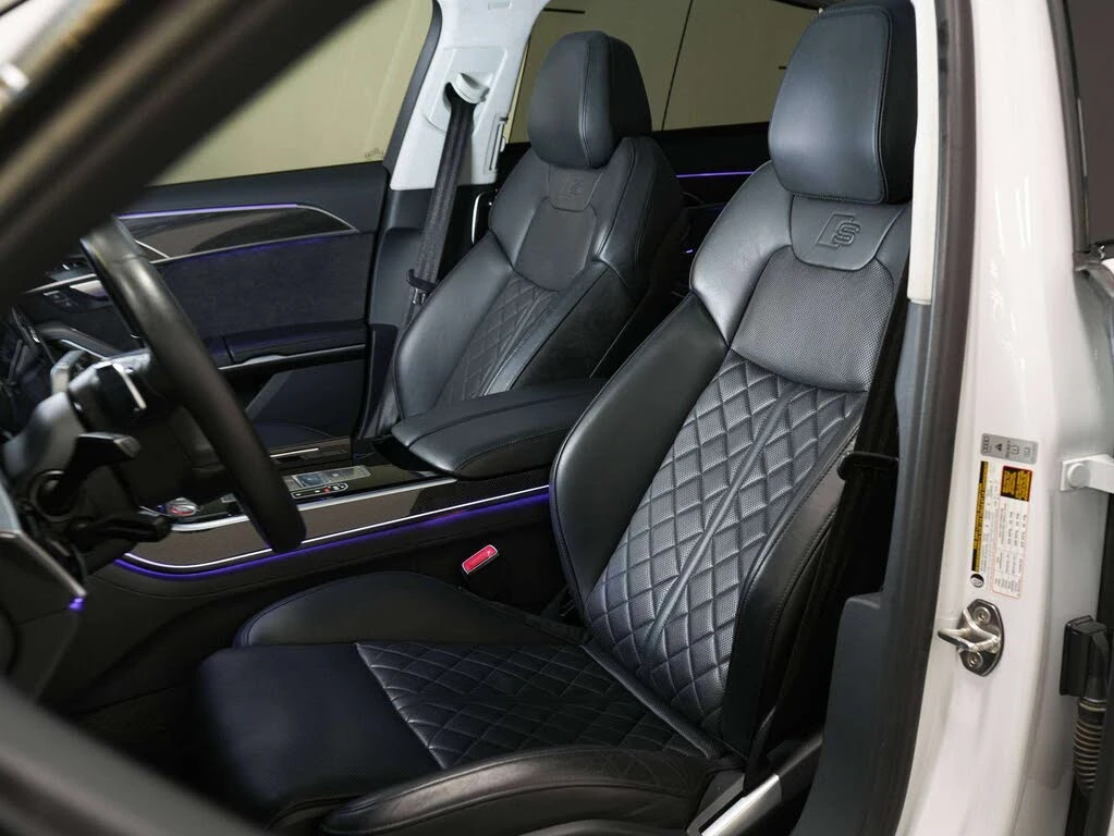 Audi S8 4.0T * АвтоКредит * (ЦЕНА ДО БГ), снимка 14 - Автомобили и джипове - 55316844