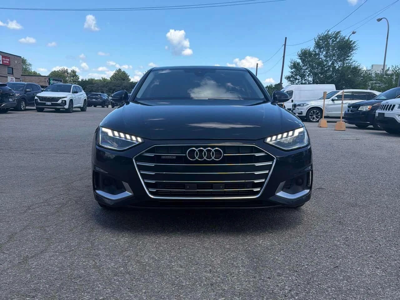 Audi A4 * Komfort * CARFAX * АВТОКРЕДИТ * , снимка 5 - Автомобили и джипове - 55468483