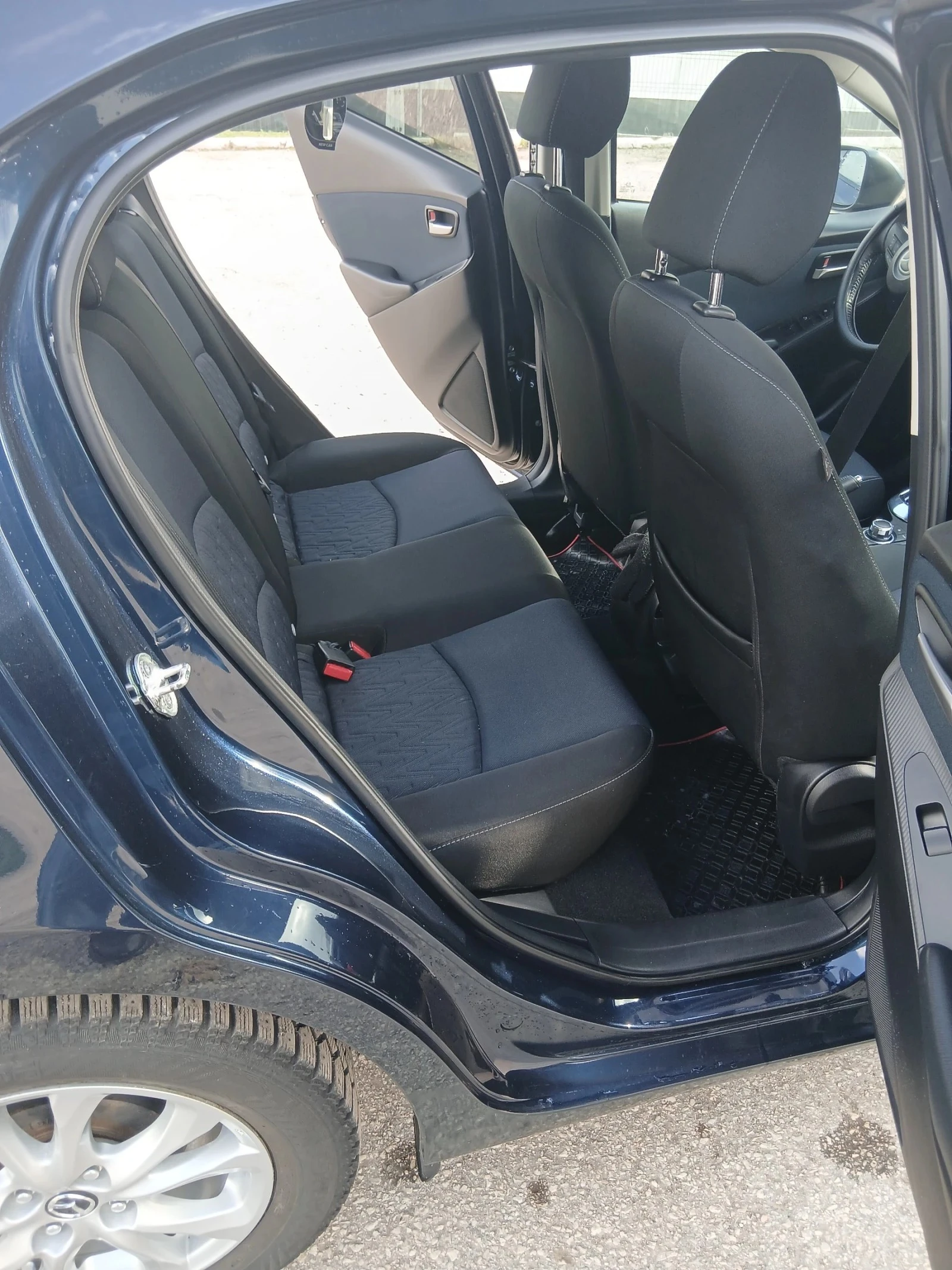 Mazda 2 SKYACTIV TECHNOLOGY 1. 5D ; EURO6; НОВ ВНОС, снимка 11 - Автомобили и джипове - 55739170