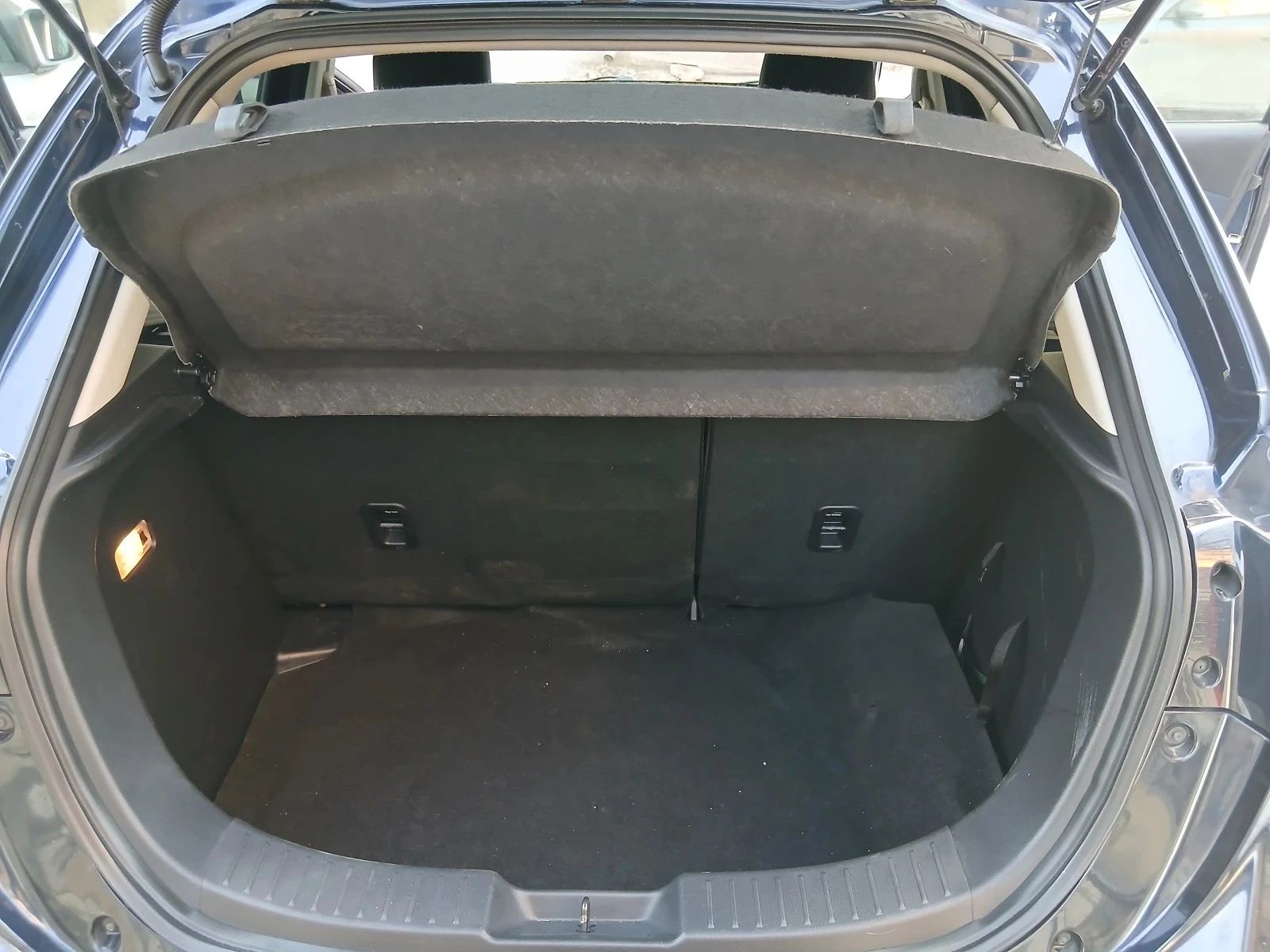 Mazda 2 SKYACTIV TECHNOLOGY 1. 5D ; EURO6; НОВ ВНОС, снимка 16 - Автомобили и джипове - 55739170