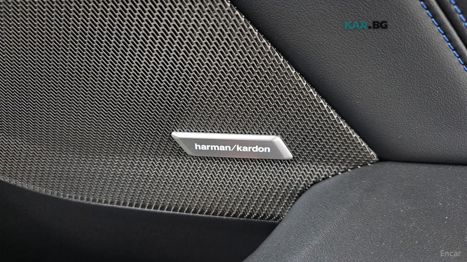 BMW M135 xDrive* Pro* First Edition* Harman Kardon* PANO* 3, снимка 17 - Автомобили и джипове - 55886949