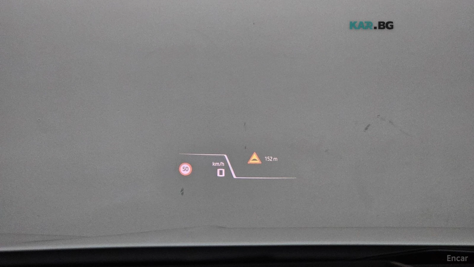 BMW M135 xDrive* Pro* First Edition* Harman Kardon* PANO* 3, снимка 16 - Автомобили и джипове - 55886949