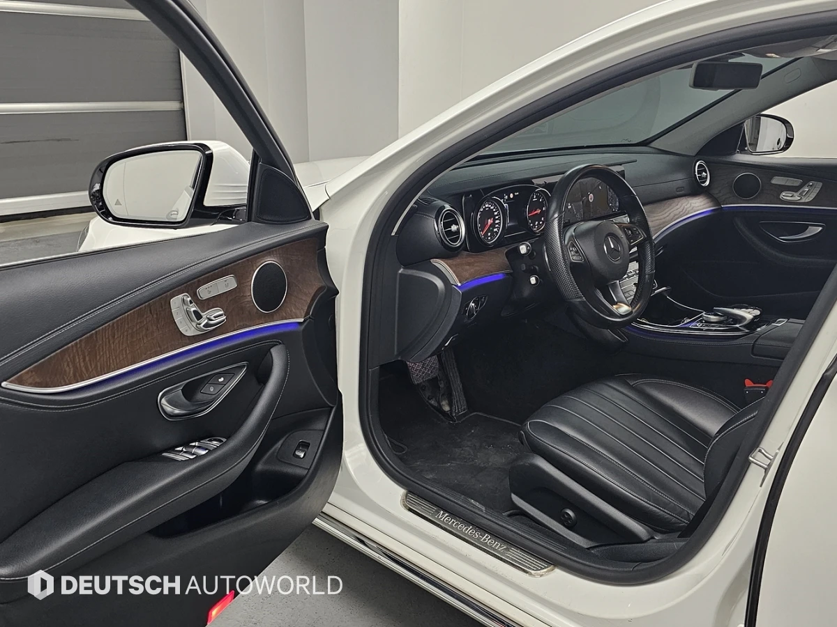 Mercedes-Benz E 220 BLIND SPOT* ЛЮК* КРАЙНА ЦЕНА, снимка 11 - Автомобили и джипове - 55982773