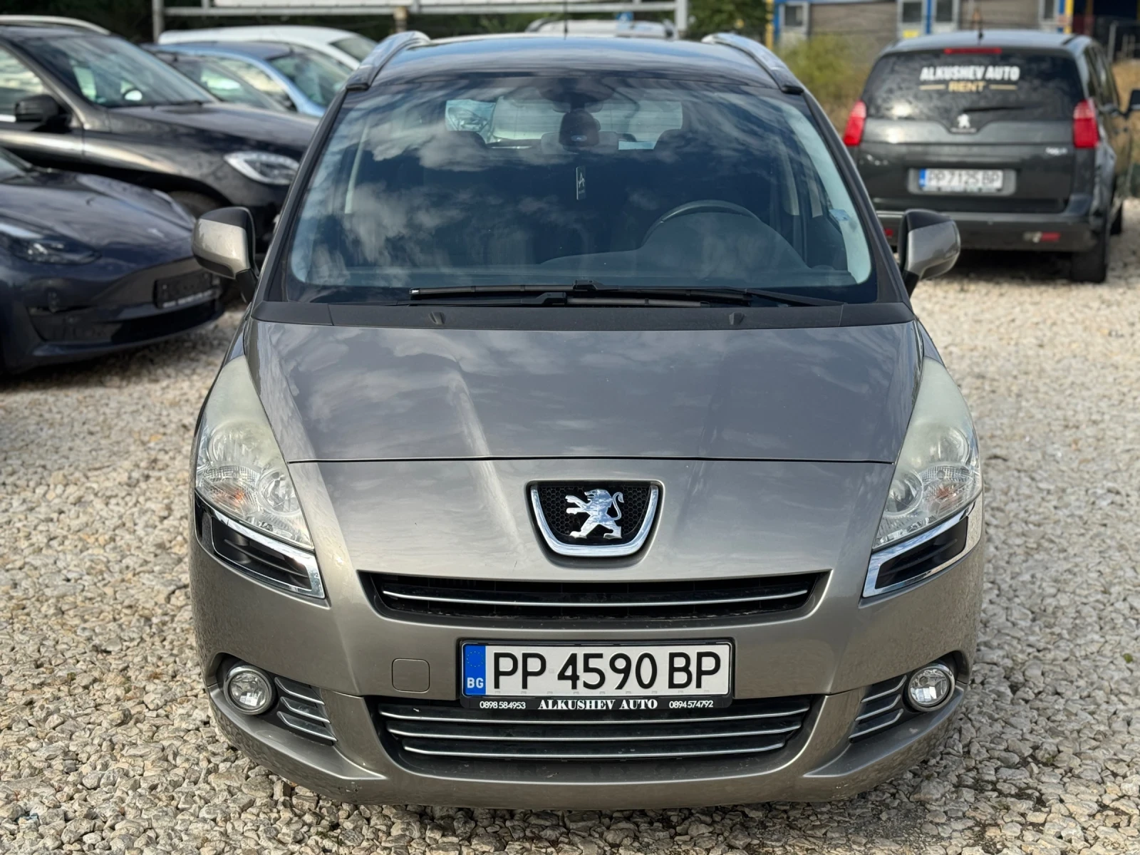Peugeot 5008 Style 1.6HDi, снимка 2 - Автомобили и джипове - 55990656