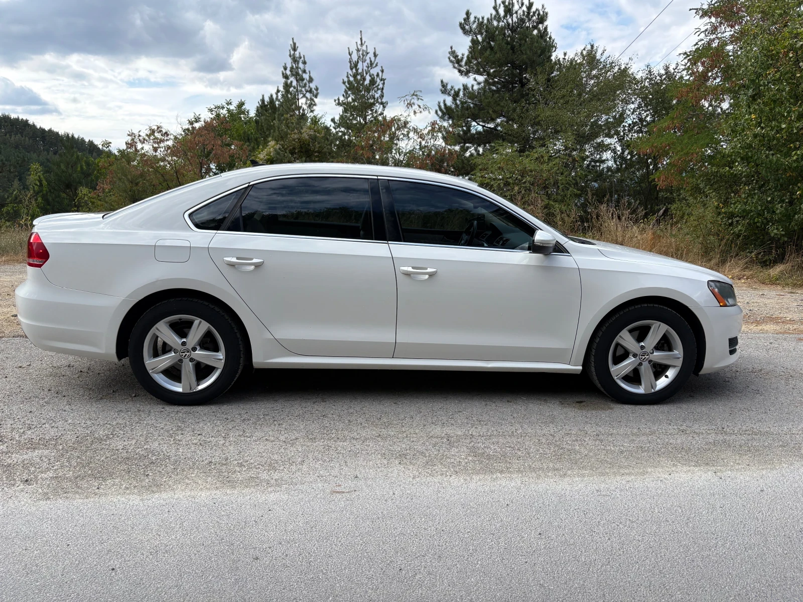 VW Passat 2.0, снимка 4 - Автомобили и джипове - 56096490