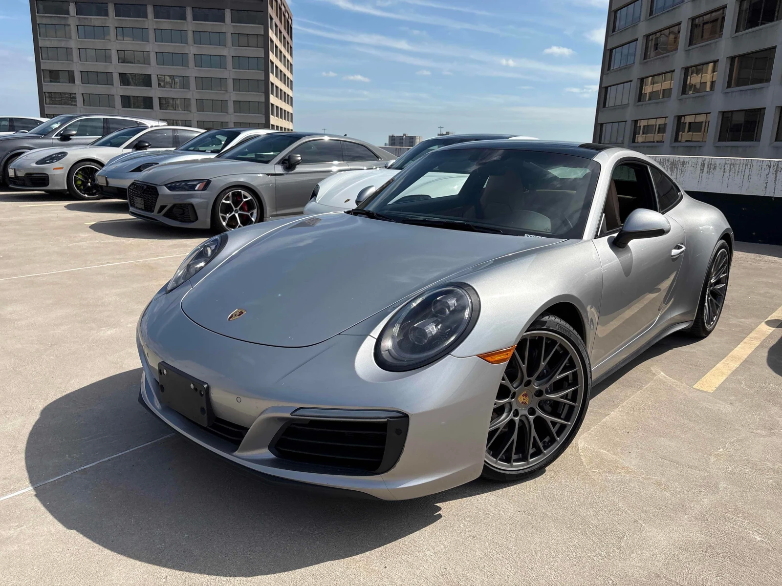 Porsche 911 * Carrera 4 Coupe * CARFAX * БЕЗ ПЪРВОНАЧАЛНА ВНОС