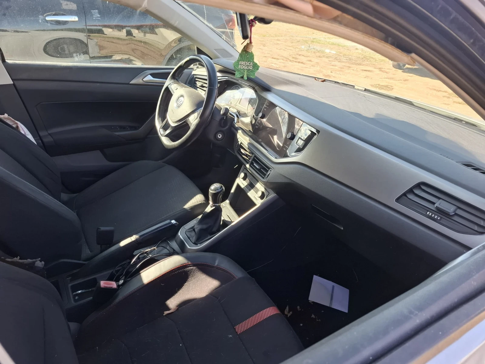 VW Polo, снимка 14 - Автомобили и джипове - 56652427