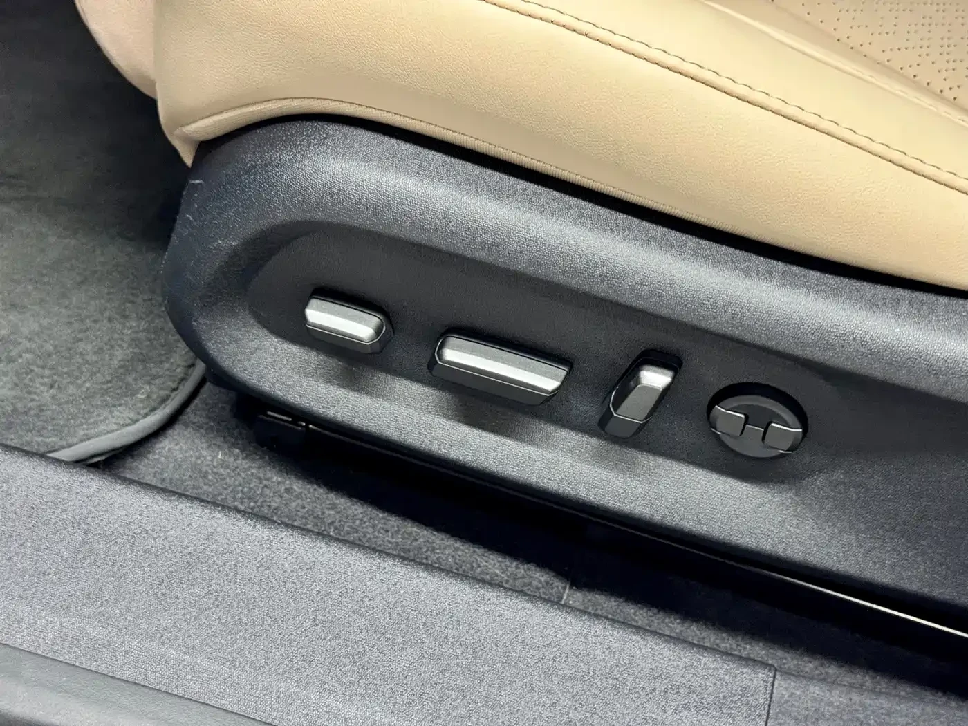 NIO ET5 75 kWh | 360 ������ | LiDAR | �������� |  | Mobile.bg � ����������� 15