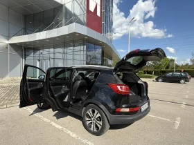 Kia Sportage 2.0CRDI, 4х4 , Автомат , Кожа , Нави Камера., снимка 8