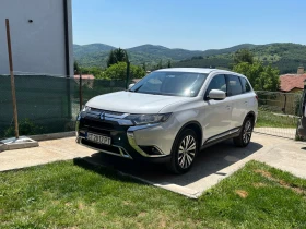 Mitsubishi Outlander SE, снимка 10