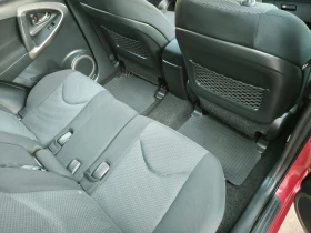 Toyota Rav4 2, 2 D-4D-136k.c.4X4-6  | Mobile.bg    13