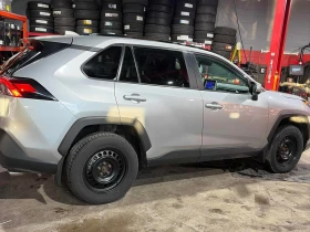 Toyota Rav4 XLE AWD * CARFAX * ПОДГРЕВИ* ШИБИДАХ, снимка 4