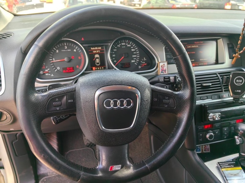 Audi Q7, снимка 9 - Автомобили и джипове - 45952213